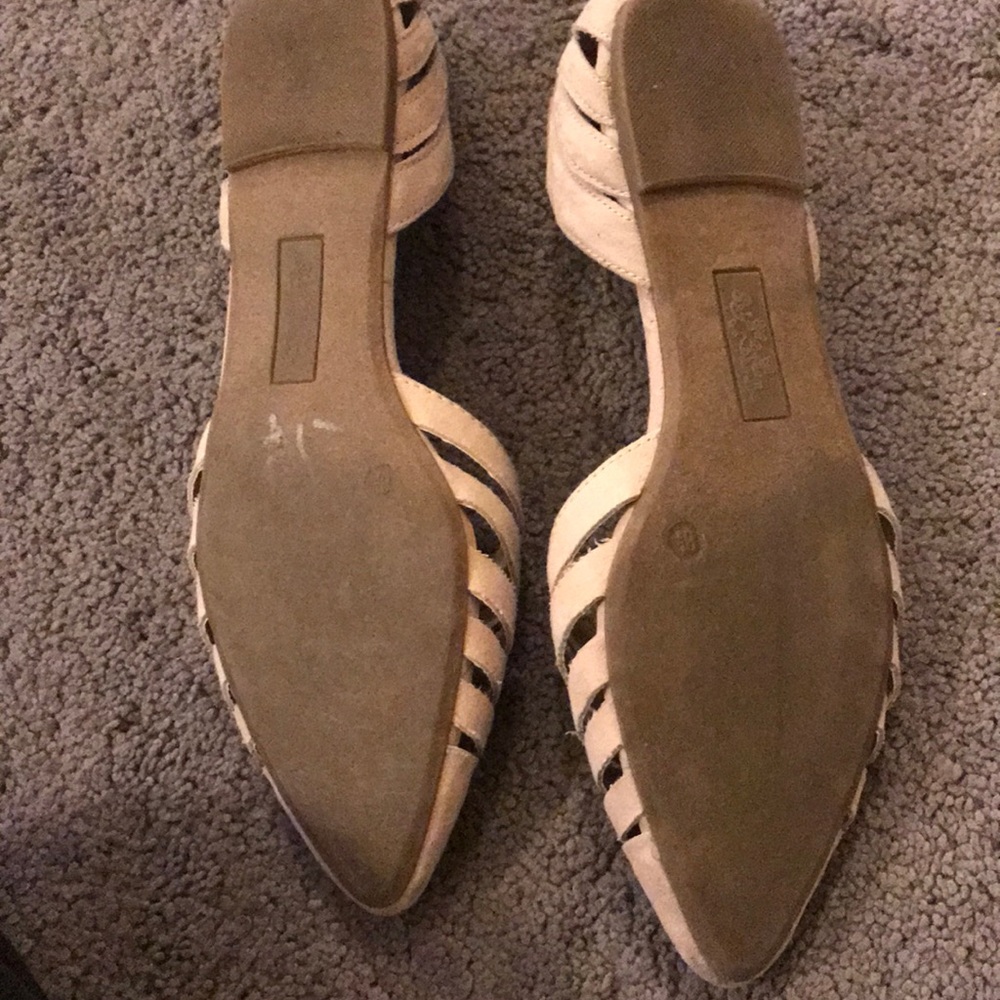 Cream suede flat shoes - Picture 3 of 4